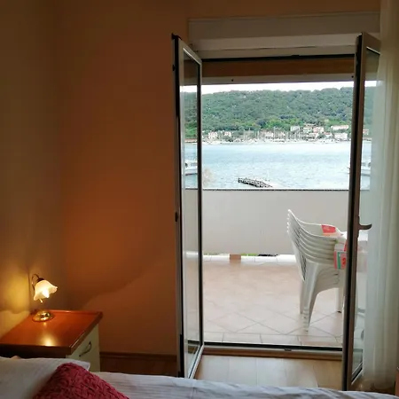Tomulic Jasna I Miljenko Apartment Supetarska Draga Exterior photo